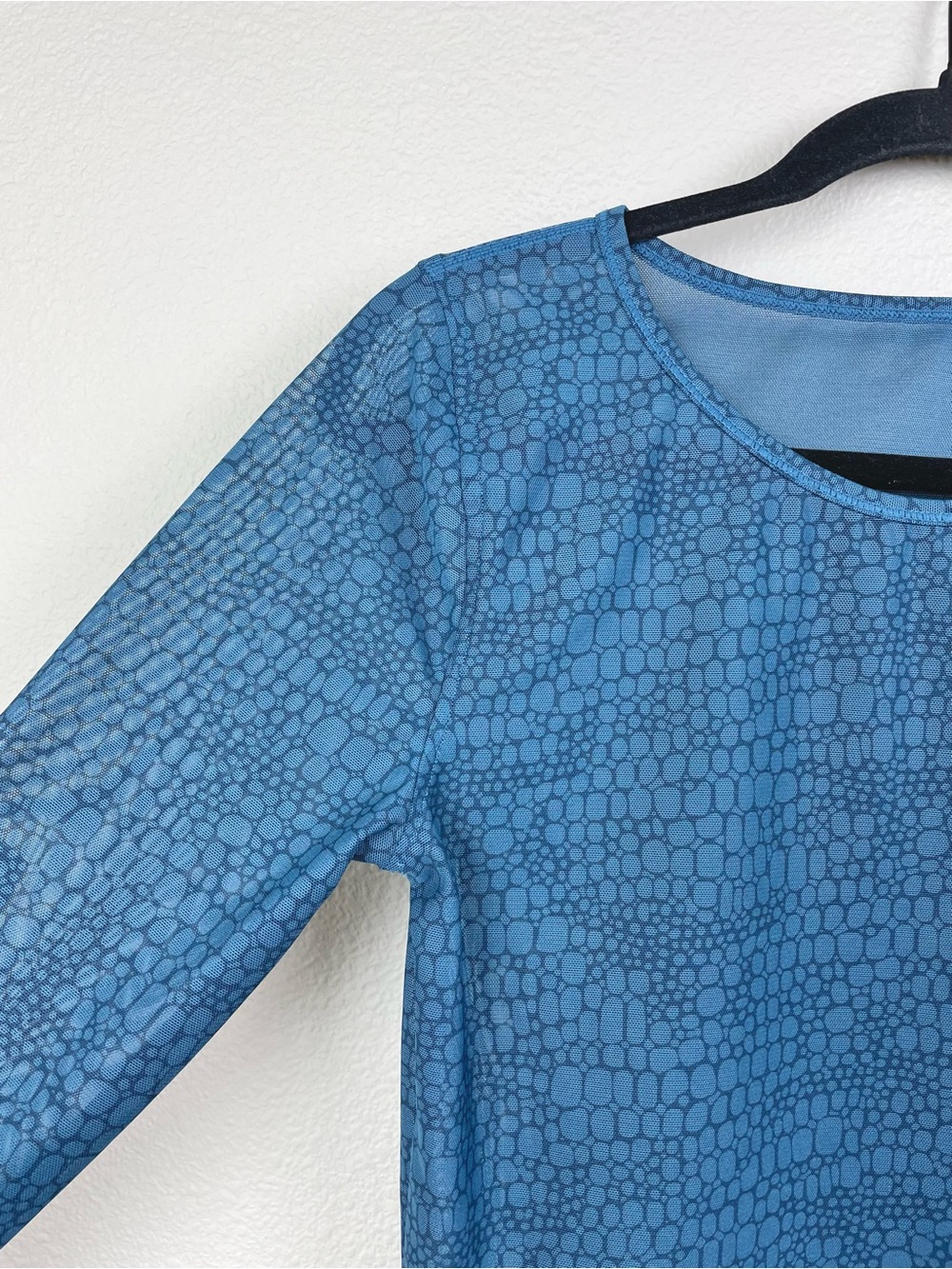 Sweaty Betty Women's Medium Momentum Workout Long Sleeve Top Beetle Blue Croc - Picture 5 of 16